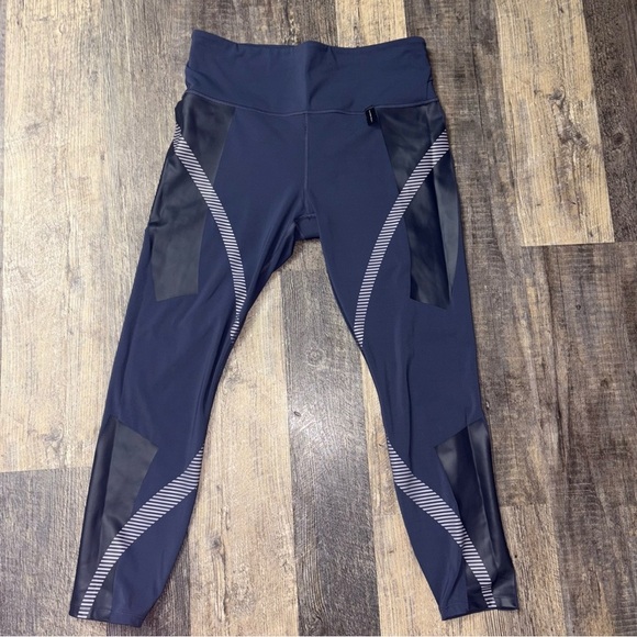 ATHLETA leggings Allyson Felix Legend 7/8 Tight Leggings size L Violet - Picture 3 of 16